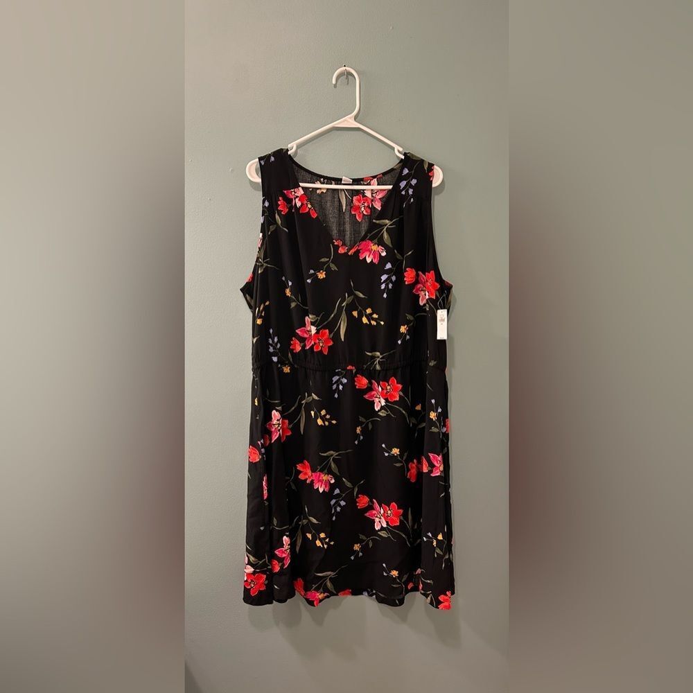 NWT … OLD NAVY “Size: XXL” Floral Dress